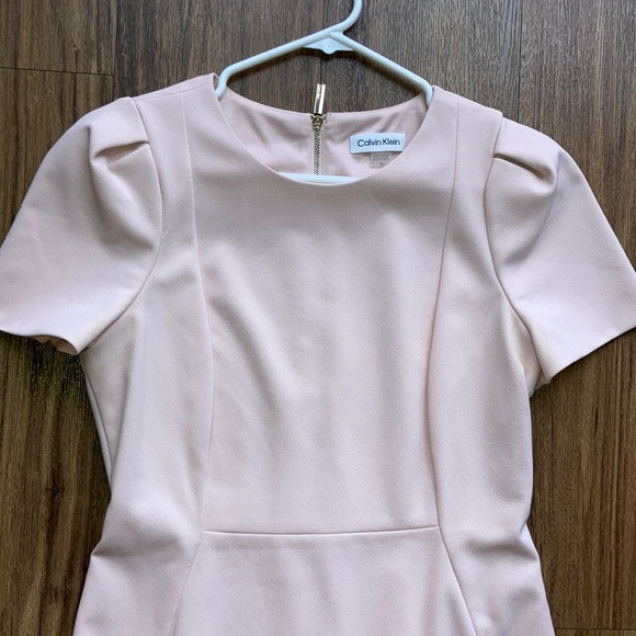 Calvin Klein Pink Sheath Midi Dress with Puff Sleeves - Picture 3 of 4